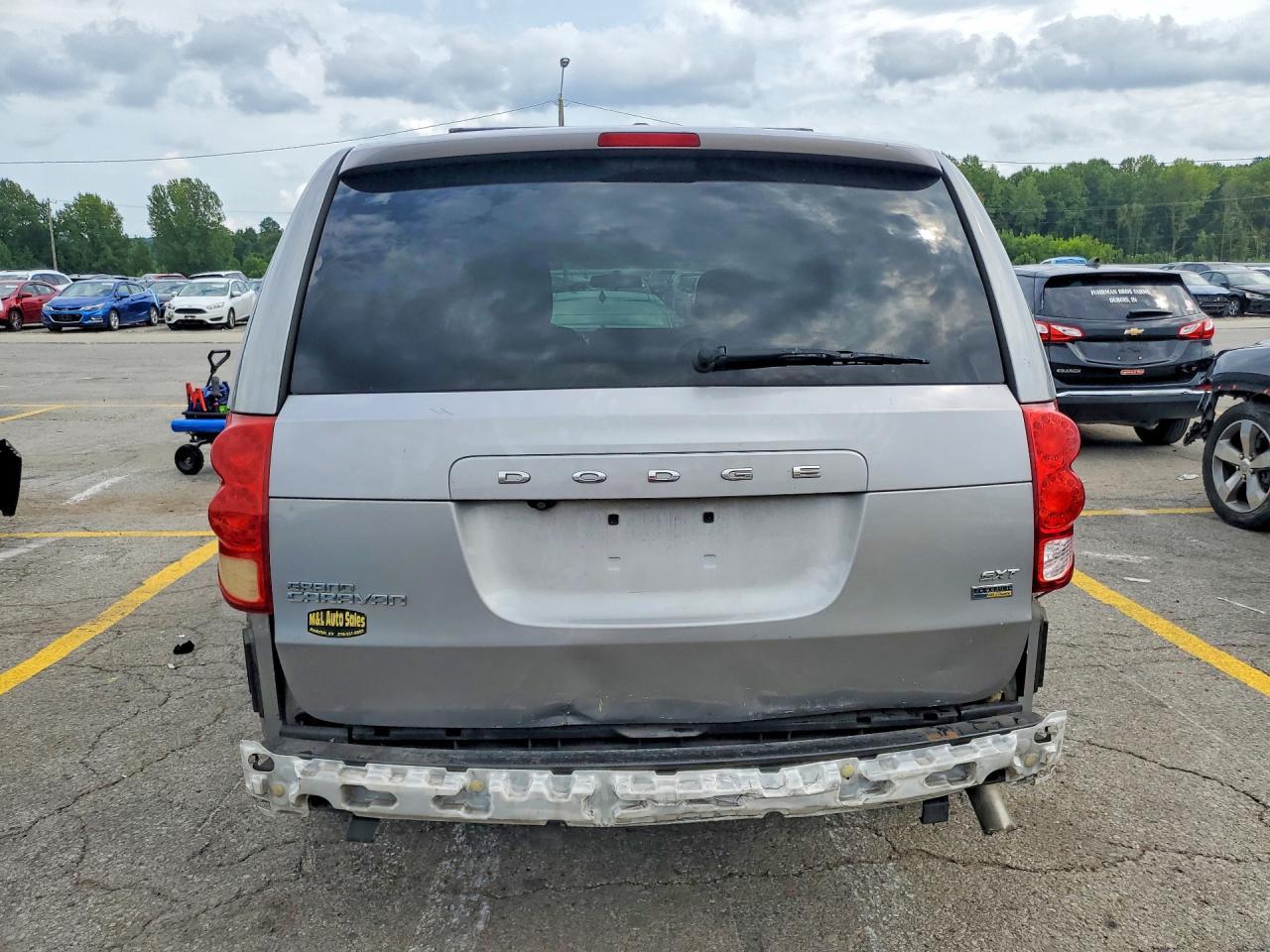 2016 Dodge Grand Caravan Sxt - zdjęcie 6