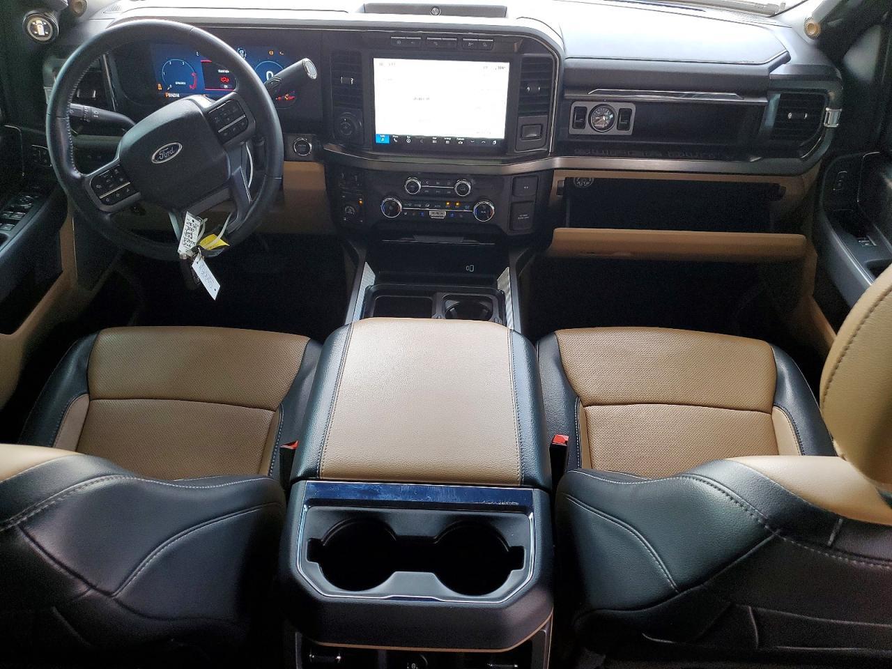 2023 Ford F-250 Supe - zdjęcie 8