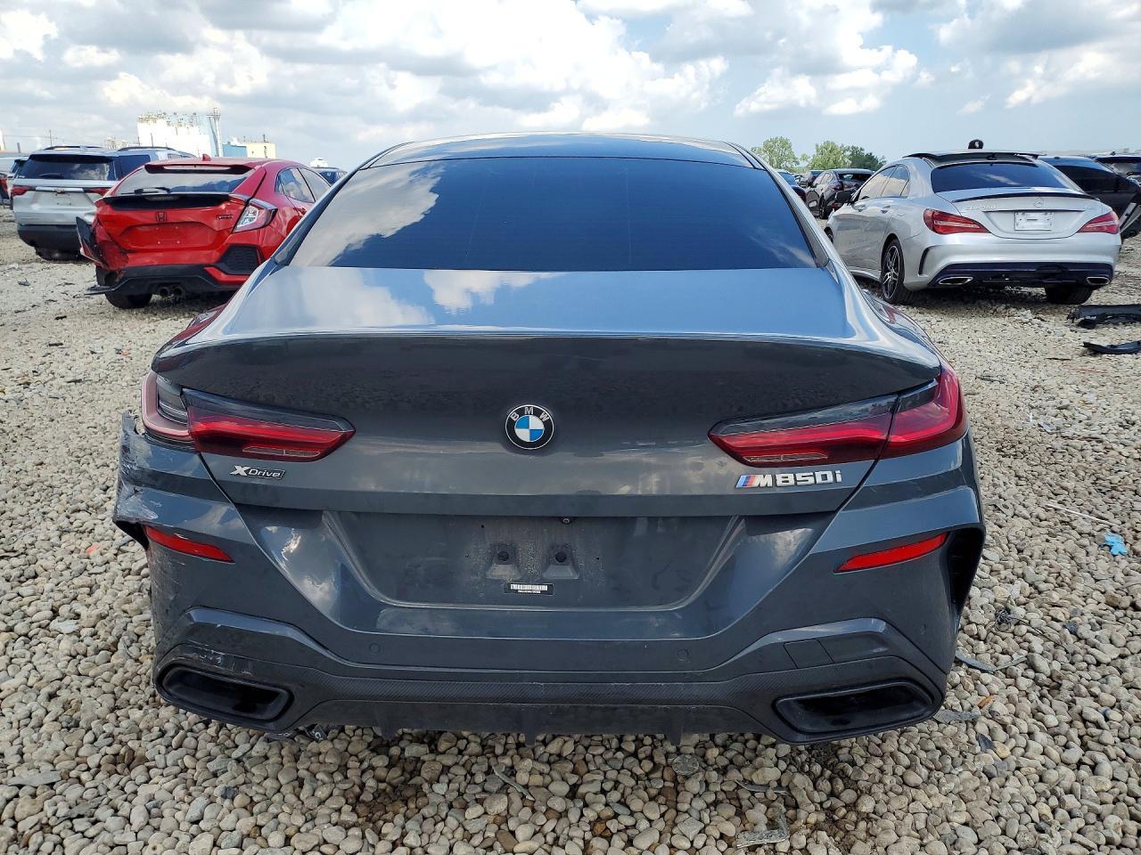 2022 BMW Seria 8 M850i - zdjęcie 6