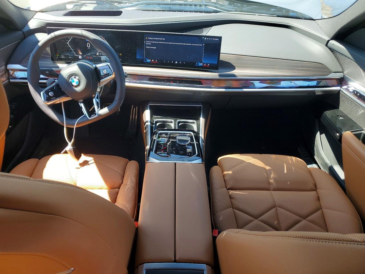 2026 BMW 740 I - zdjęcie 8