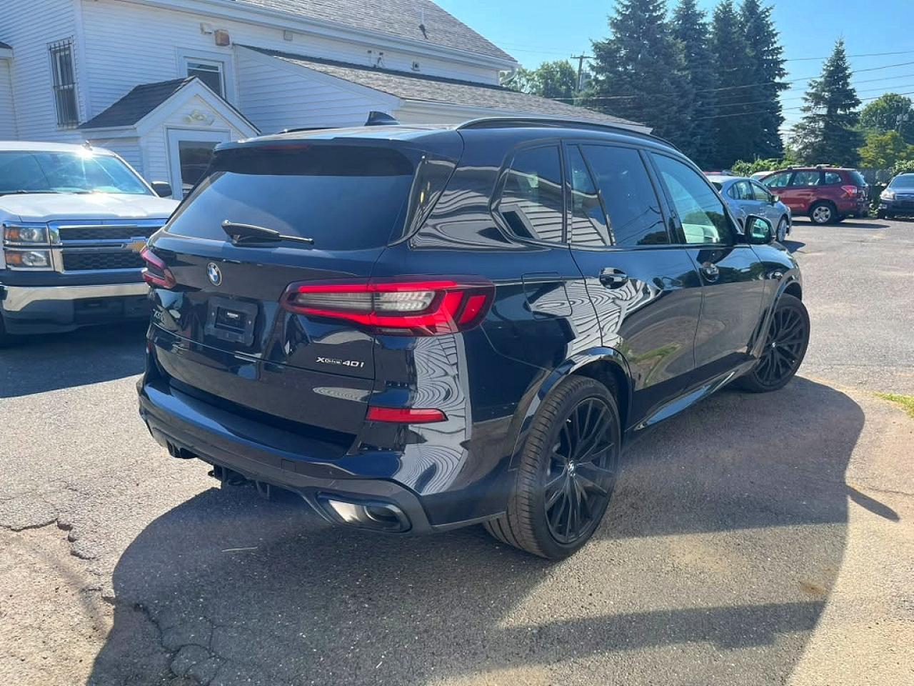 2023 BMW X5 xDrive40I - zdjęcie 3