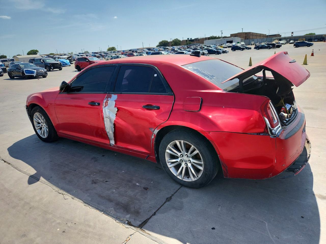 2017 Chrysler 300 Limited - zdjęcie 2