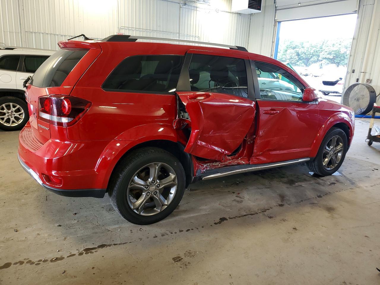 2016 Dodge Journey Crossroad - zdjęcie 3