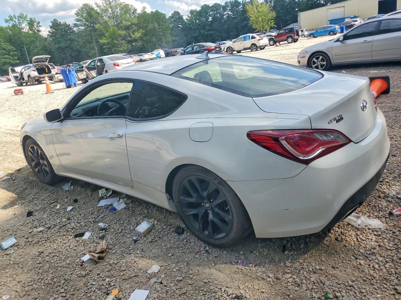 2013 Hyundai Genesis Coupe 2.0T - zdjęcie 2