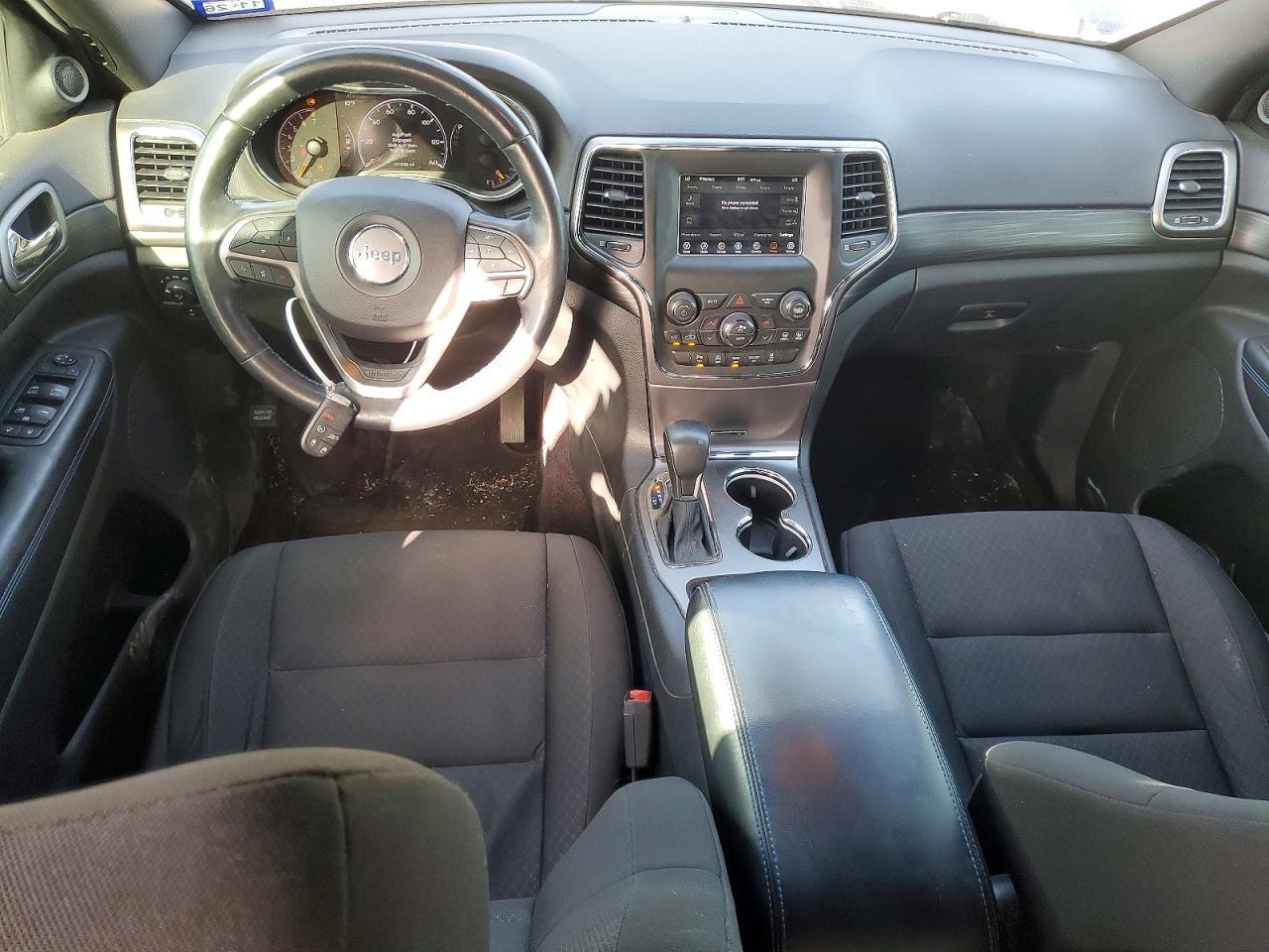 2019 Jeep Grand Cherokee Laredo - zdjęcie 8