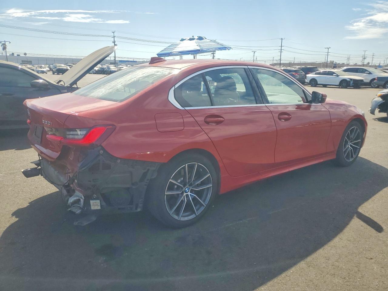 2020 BMW 330I - zdjęcie 3
