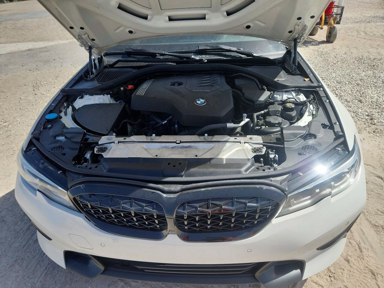 2020 BMW Seria 3 330i - zdjęcie 11