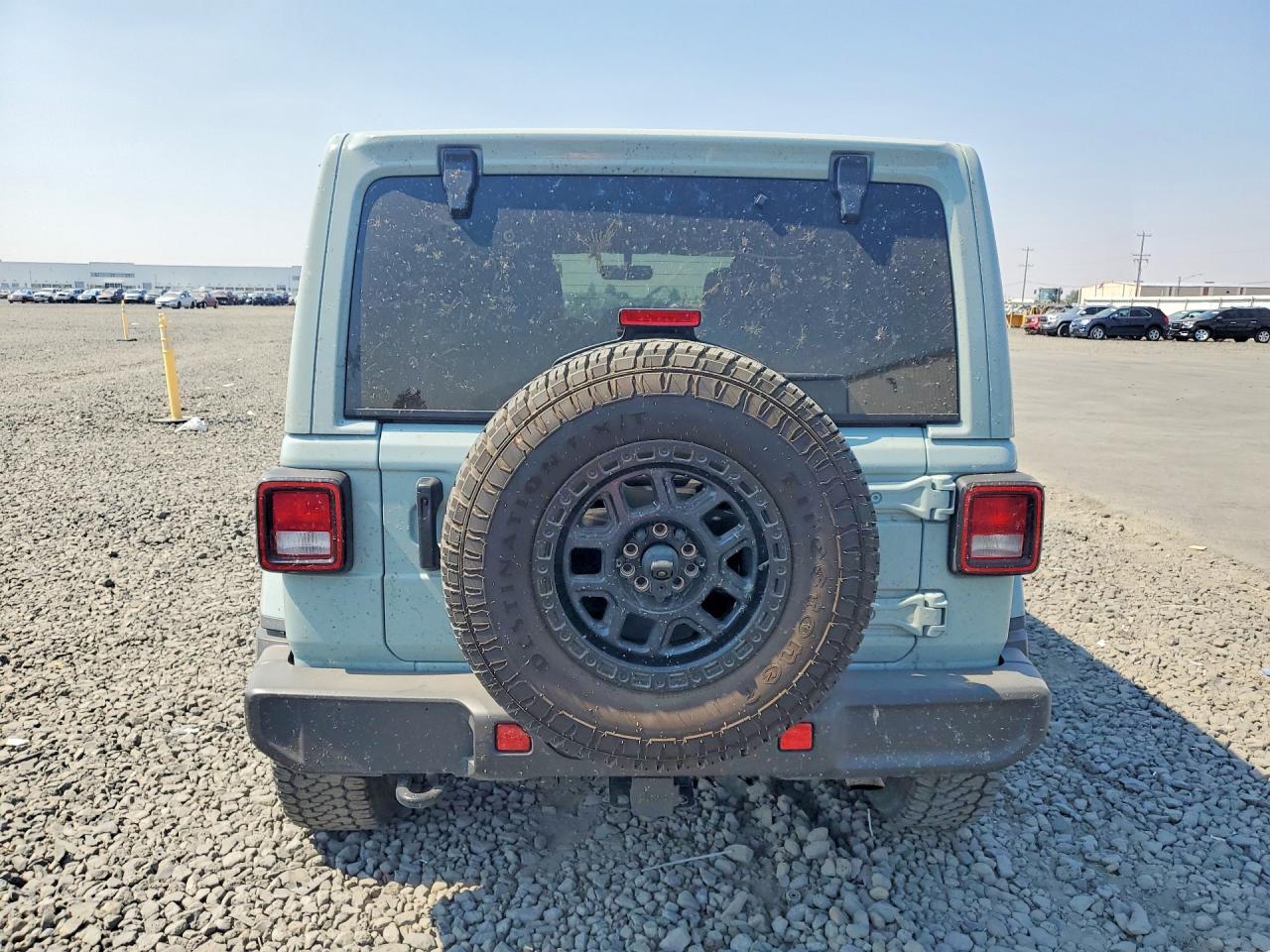 2023 Jeep Wrangler Sahara - zdjęcie 6