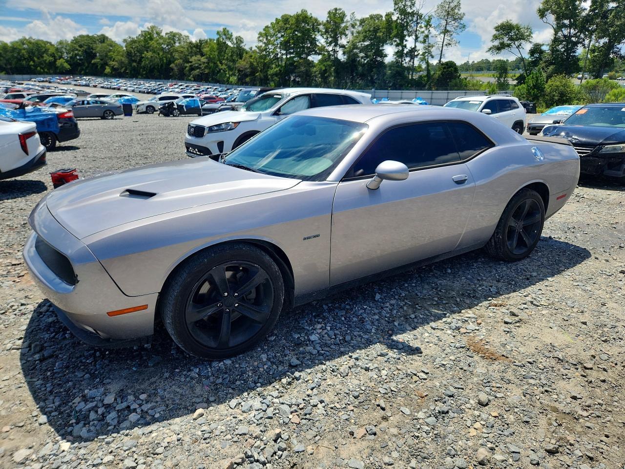 2017 Dodge Challenger R/T - zdjęcie główne