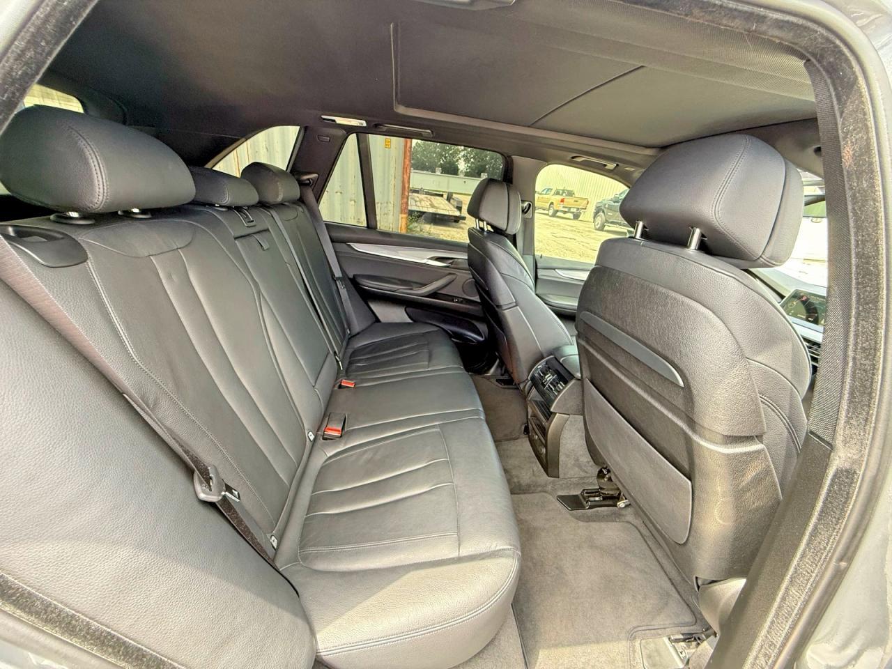 2015 BMW X5 xDrive50I - zdjęcie 6