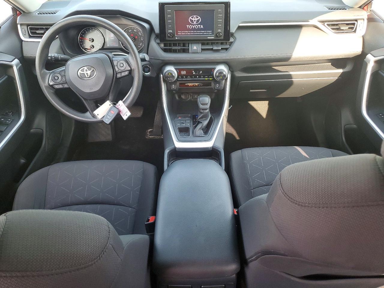 2020 Toyota Rav4 Xle - zdjęcie 8