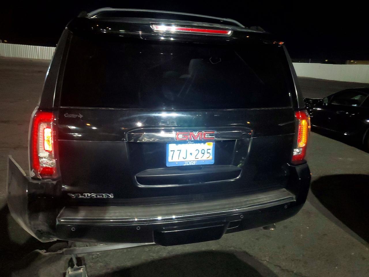 2015 GMC Yukon Denali - zdjęcie 6