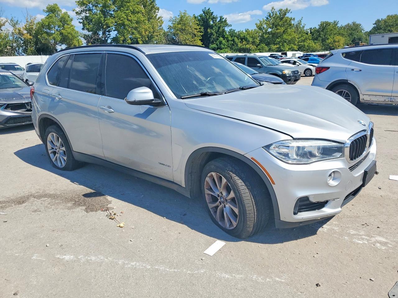 2016 BMW X5 xDrive35I - zdjęcie 4