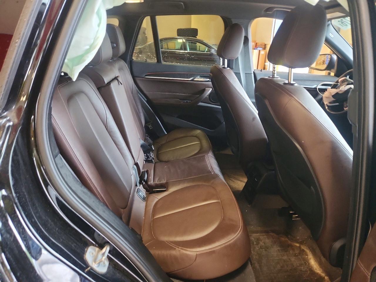 2017 BMW X1 xDrive28I - zdjęcie 11