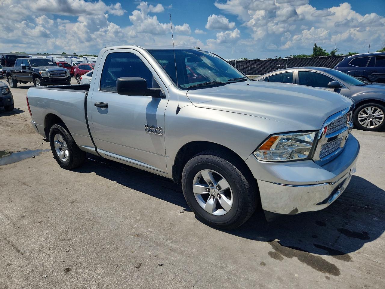 2015 Ram 1500 St - zdjęcie 4