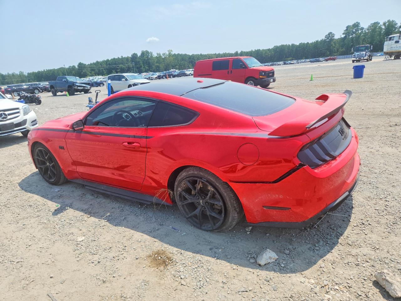 2019 Ford Mustang Gt - zdjęcie 2