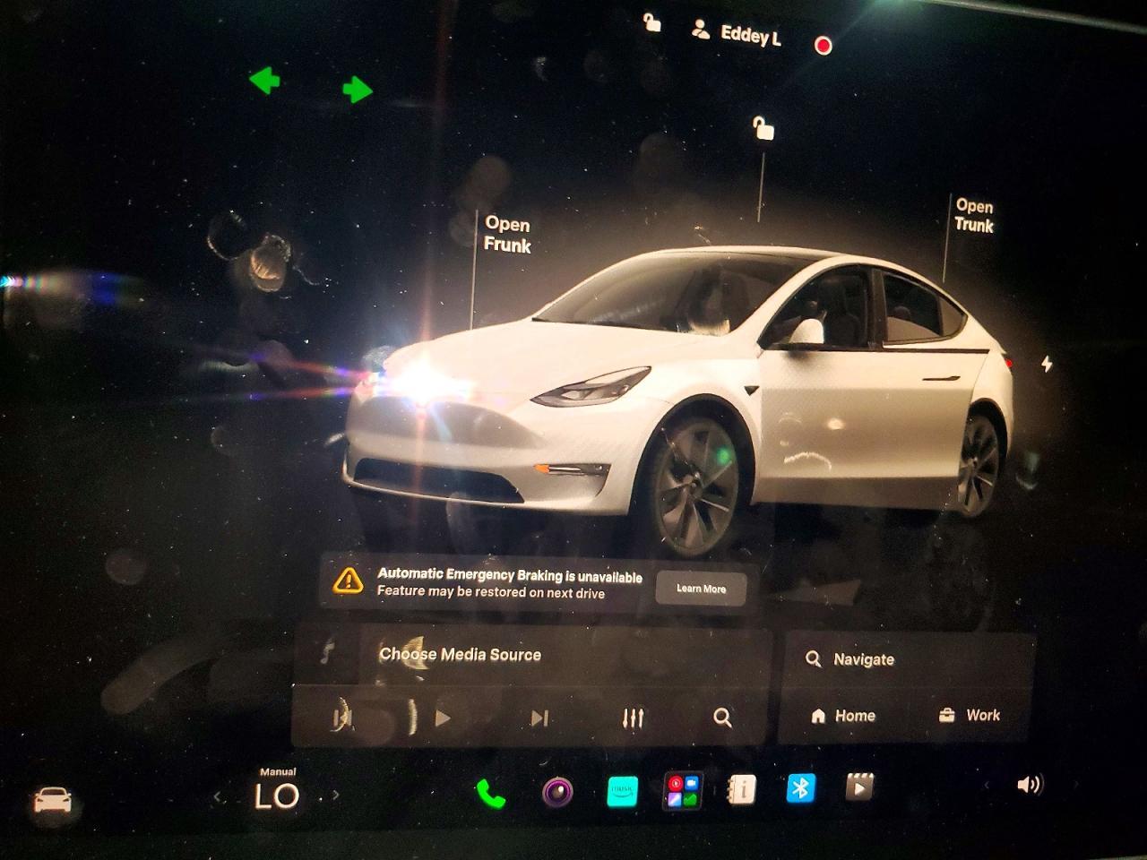 2024 Tesla Model Y - zdjęcie 9