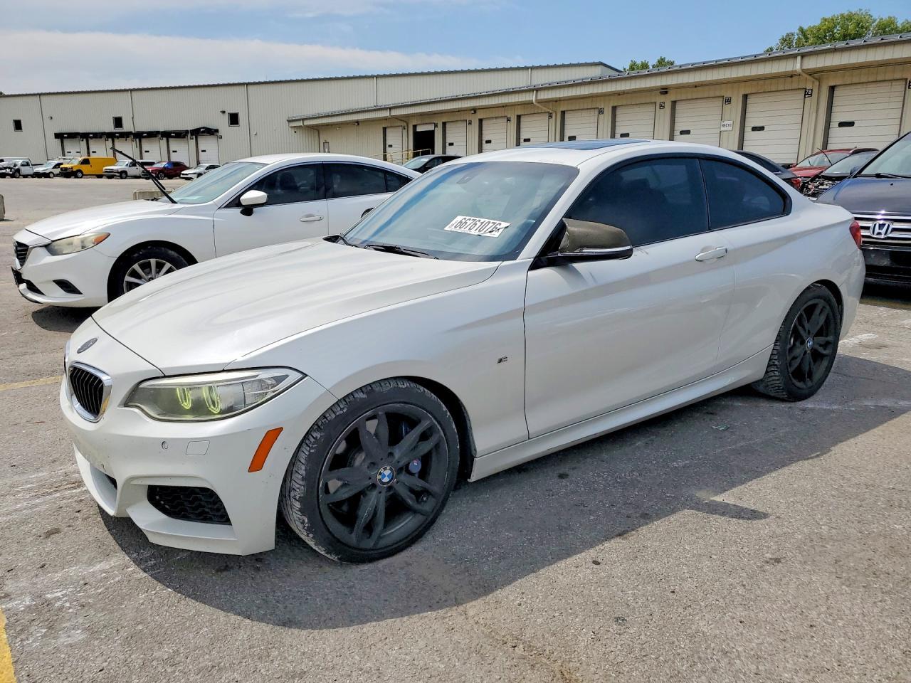 2016 BMW M235I - zdjęcie główne
