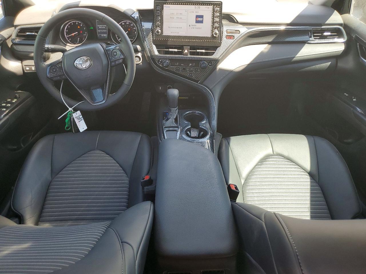 2023 Toyota Camry Se - zdjęcie 8