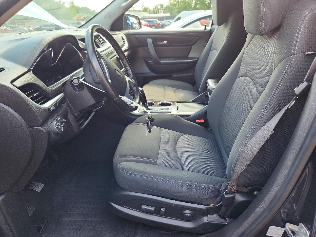 2015 Chevrolet Traverse Lt - zdjęcie 7