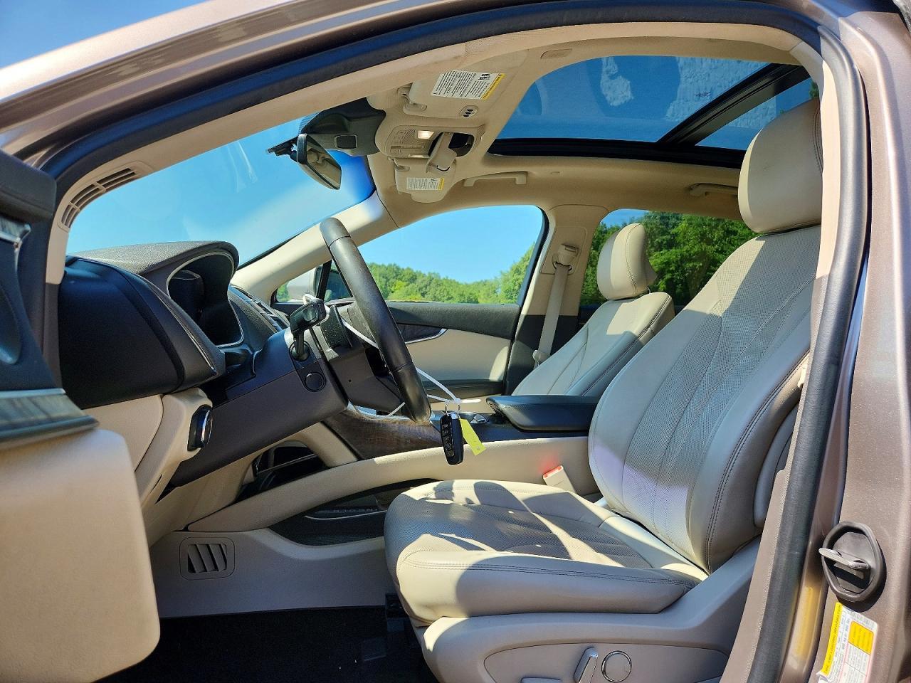2019 Lincoln Nautilus Reserve - zdjęcie 7