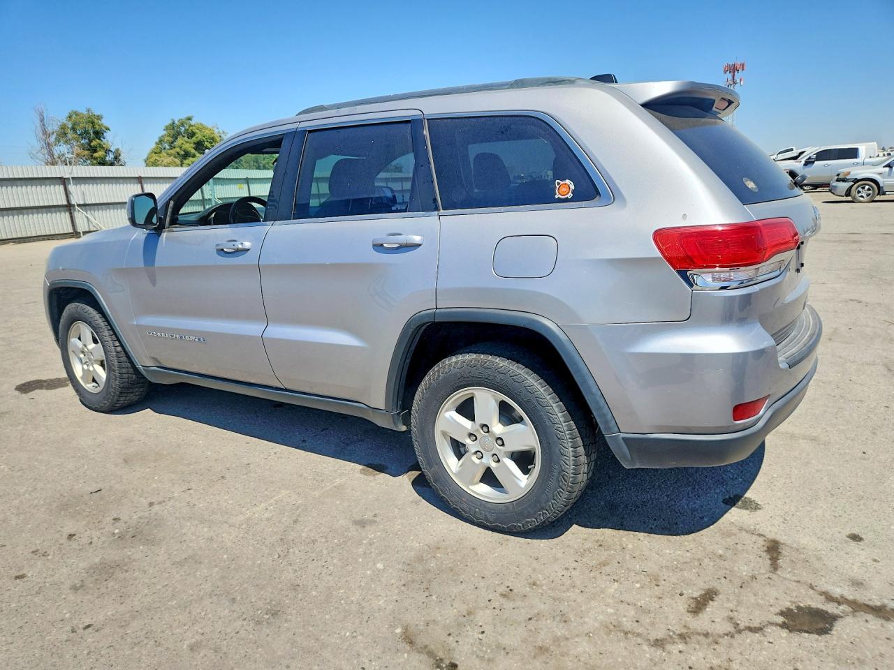 2014 Jeep Grand Cherokee Laredo - zdjęcie 2
