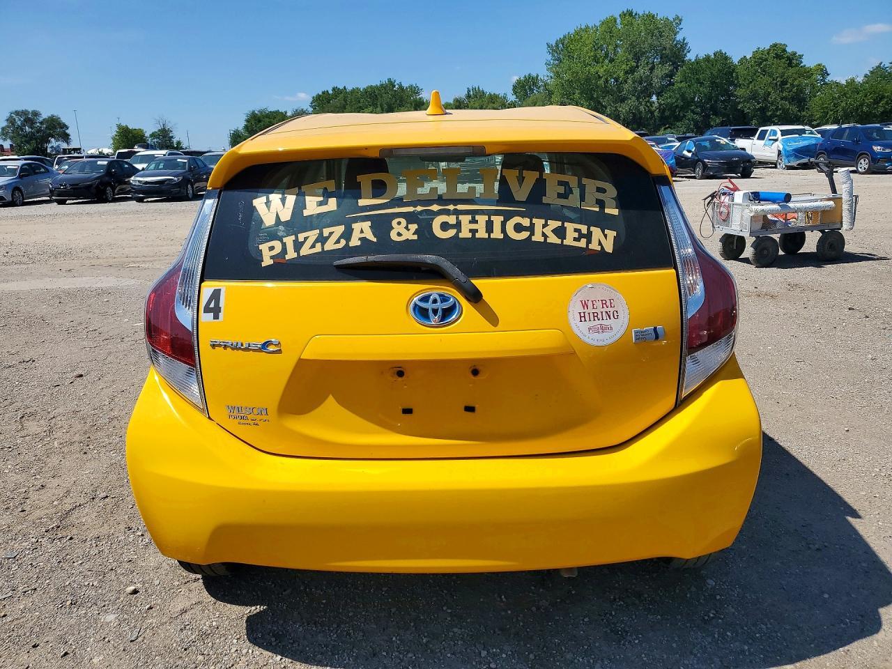 2015 Toyota Prius C One - zdjęcie 6