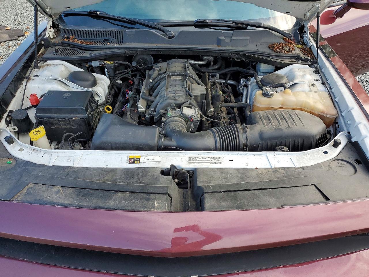 2014 Dodge Challenger R/T - zdjęcie 11