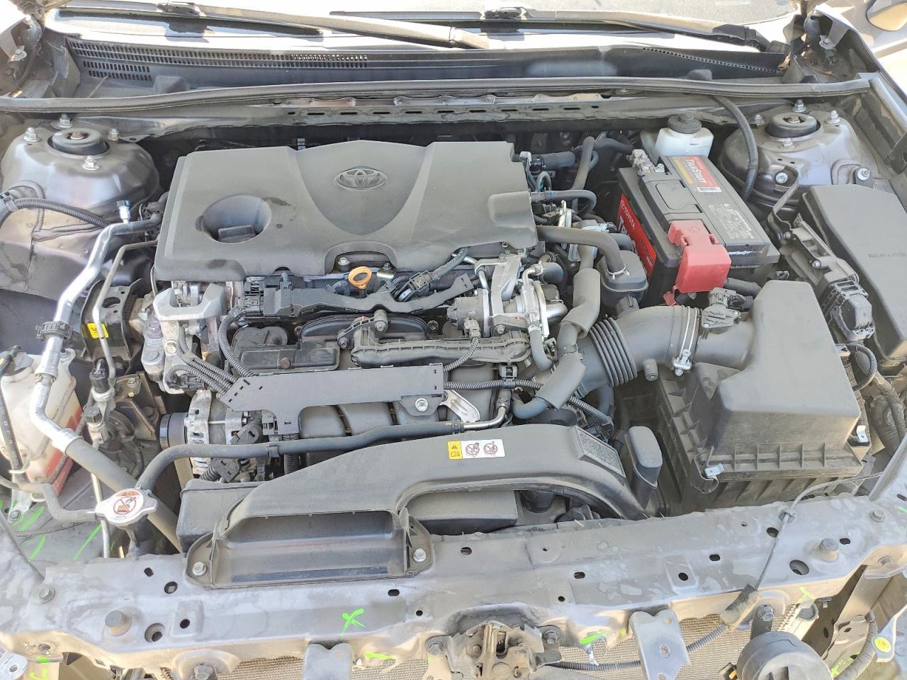 2019 Toyota Camry Le - zdjęcie 11