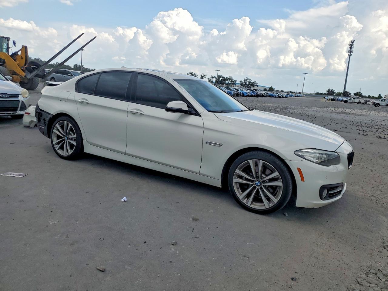 2016 BMW 528 I - zdjęcie 4