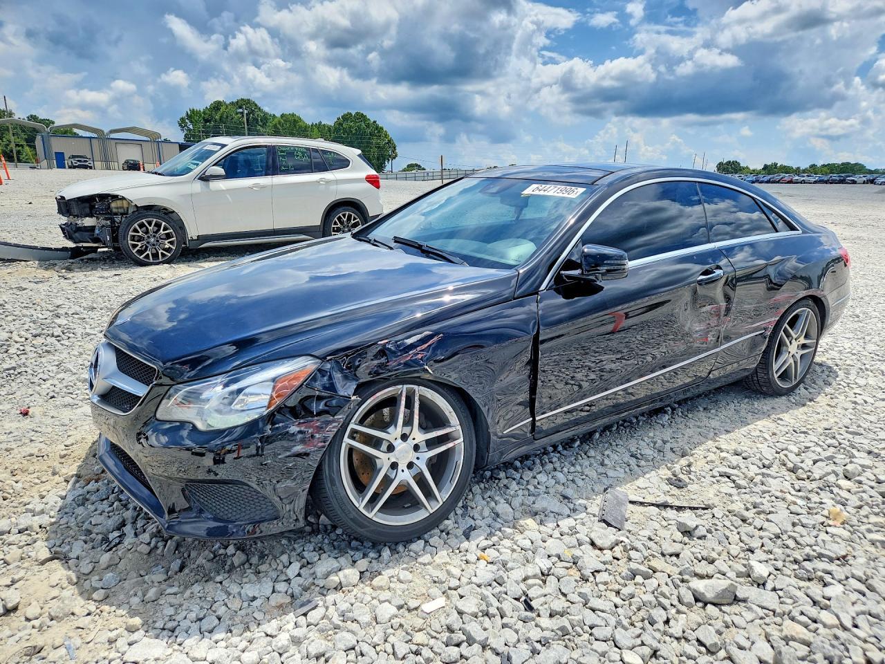 2014 Mercedes-Benz E 350 - zdjęcie główne