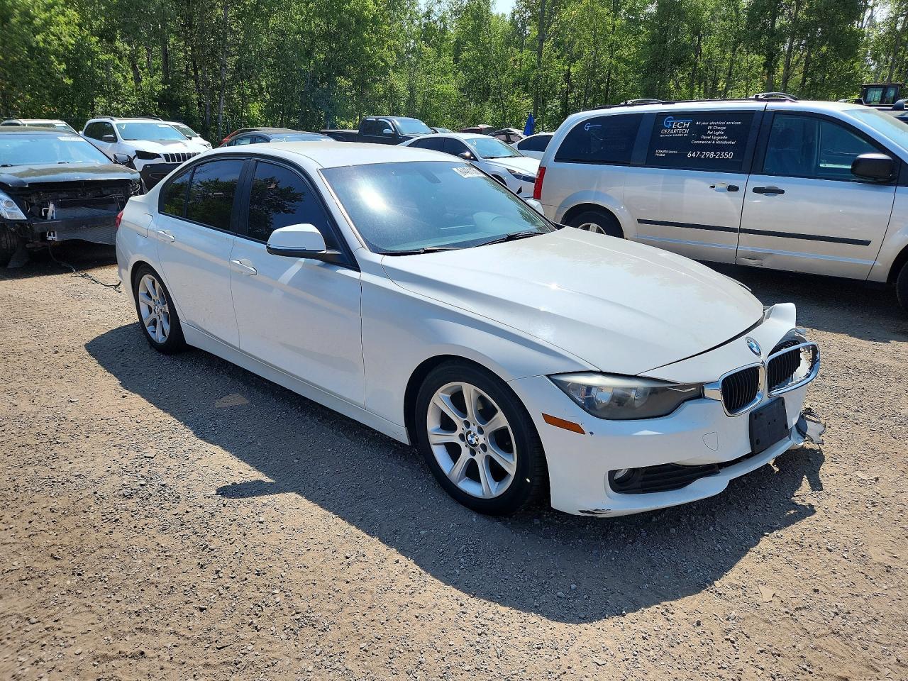 2014 BMW 320 I xDrive - zdjęcie 4