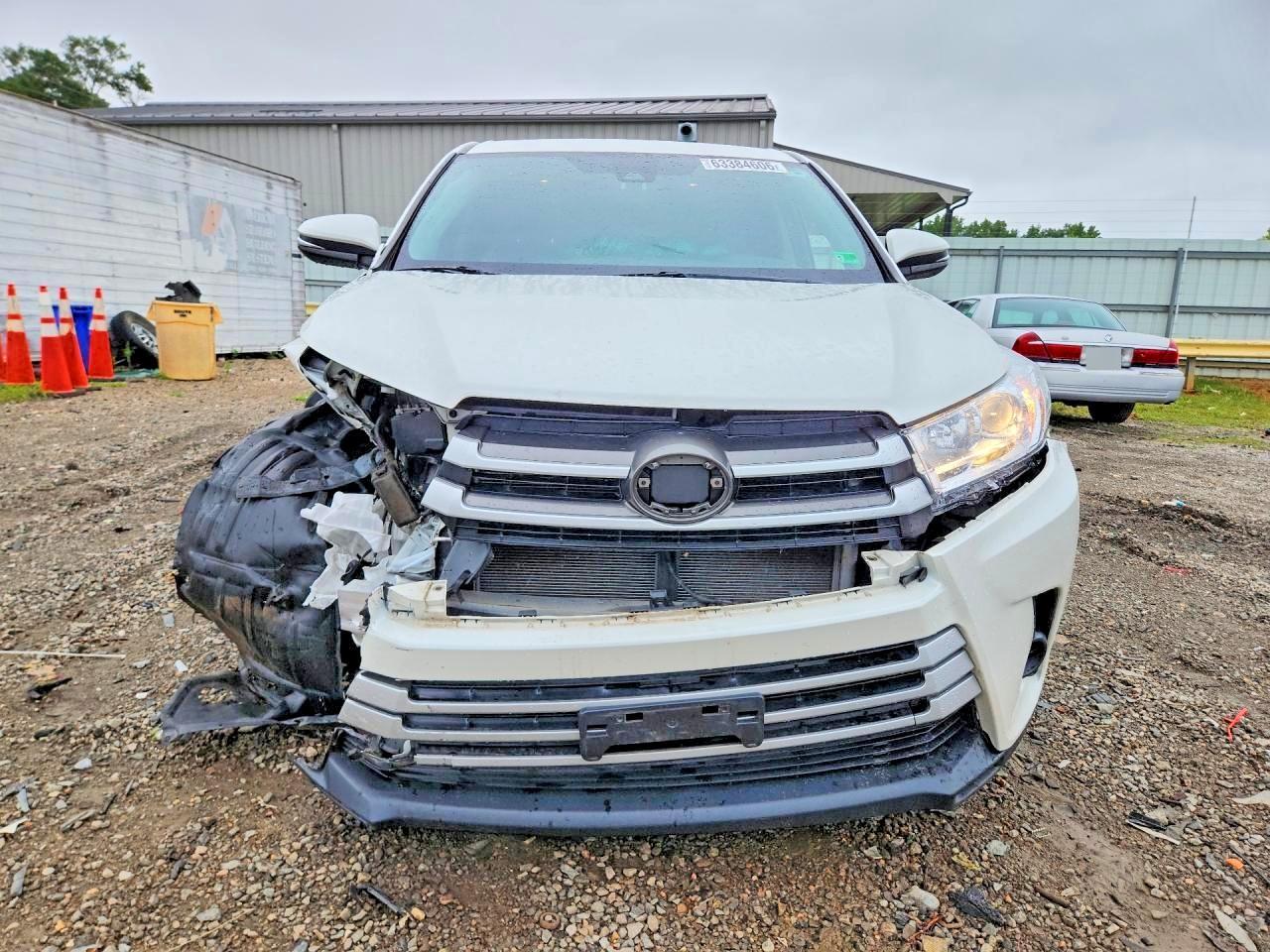 2019 Toyota Highlander Le - zdjęcie 5