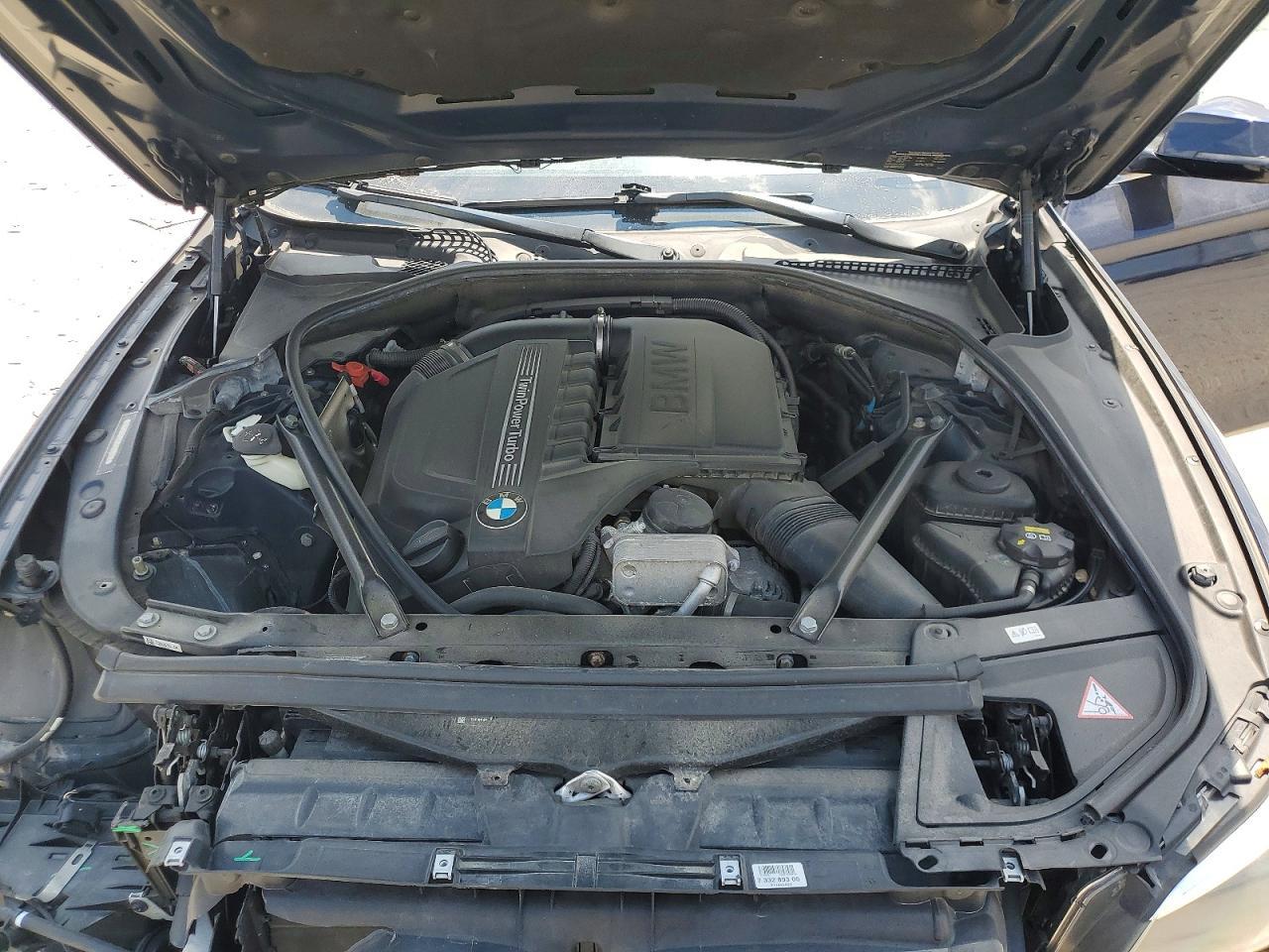2016 BMW Seria 5 535i - zdjęcie 11