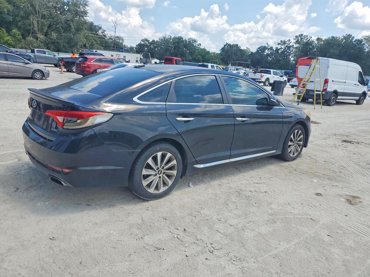 2015 Hyundai Sonata Sport - zdjęcie 3