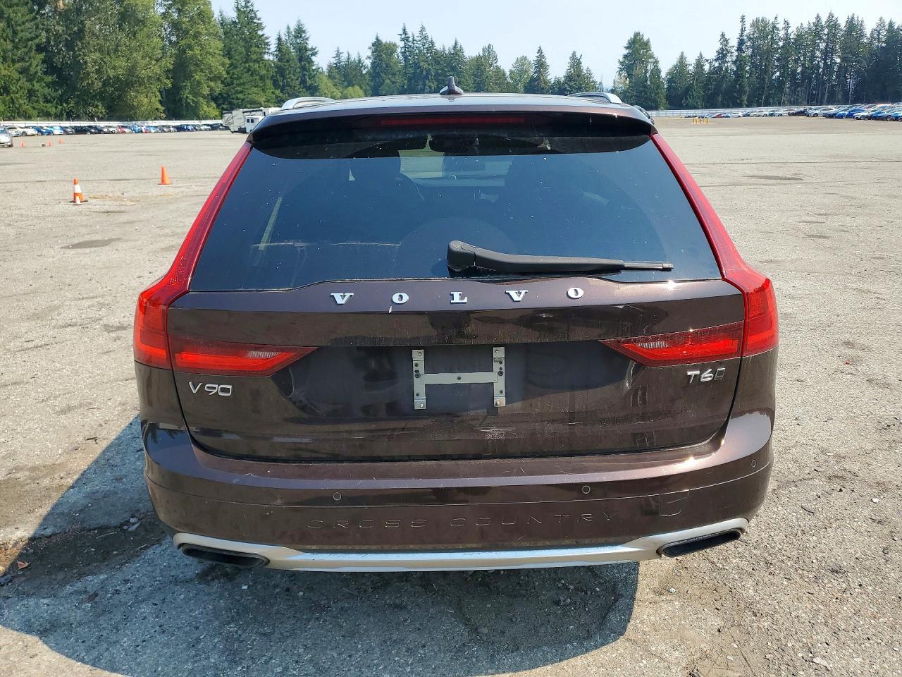 2017 Volvo V90 Cross Country T6 Inscription - zdjęcie 6
