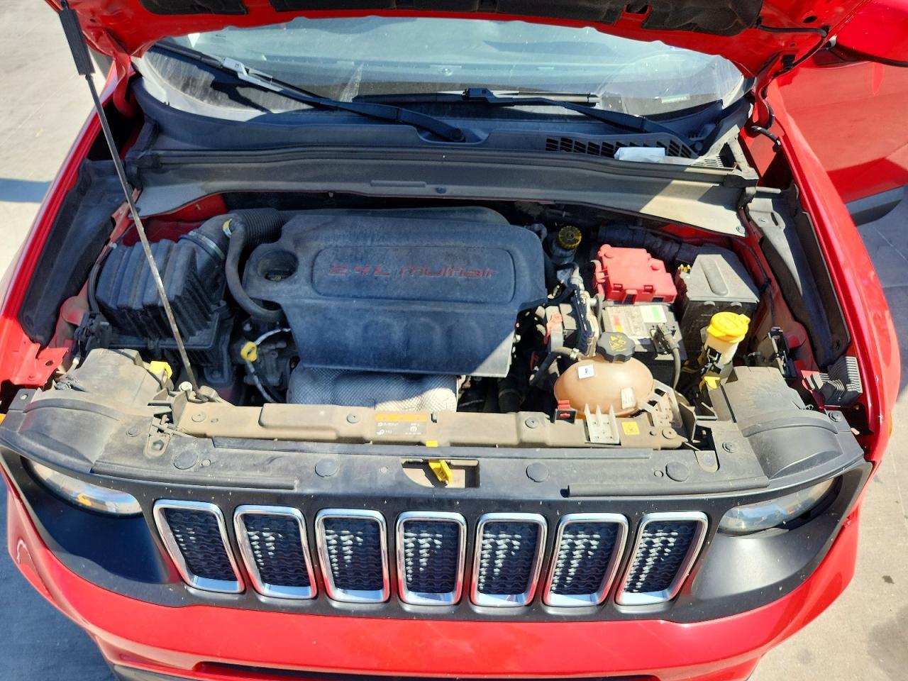 2019 Jeep Renegade Latitude - zdjęcie 12