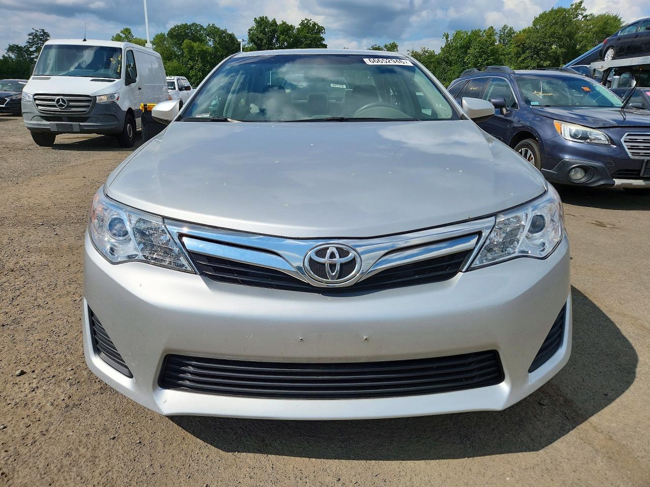 2013 Toyota Camry Le - zdjęcie 5