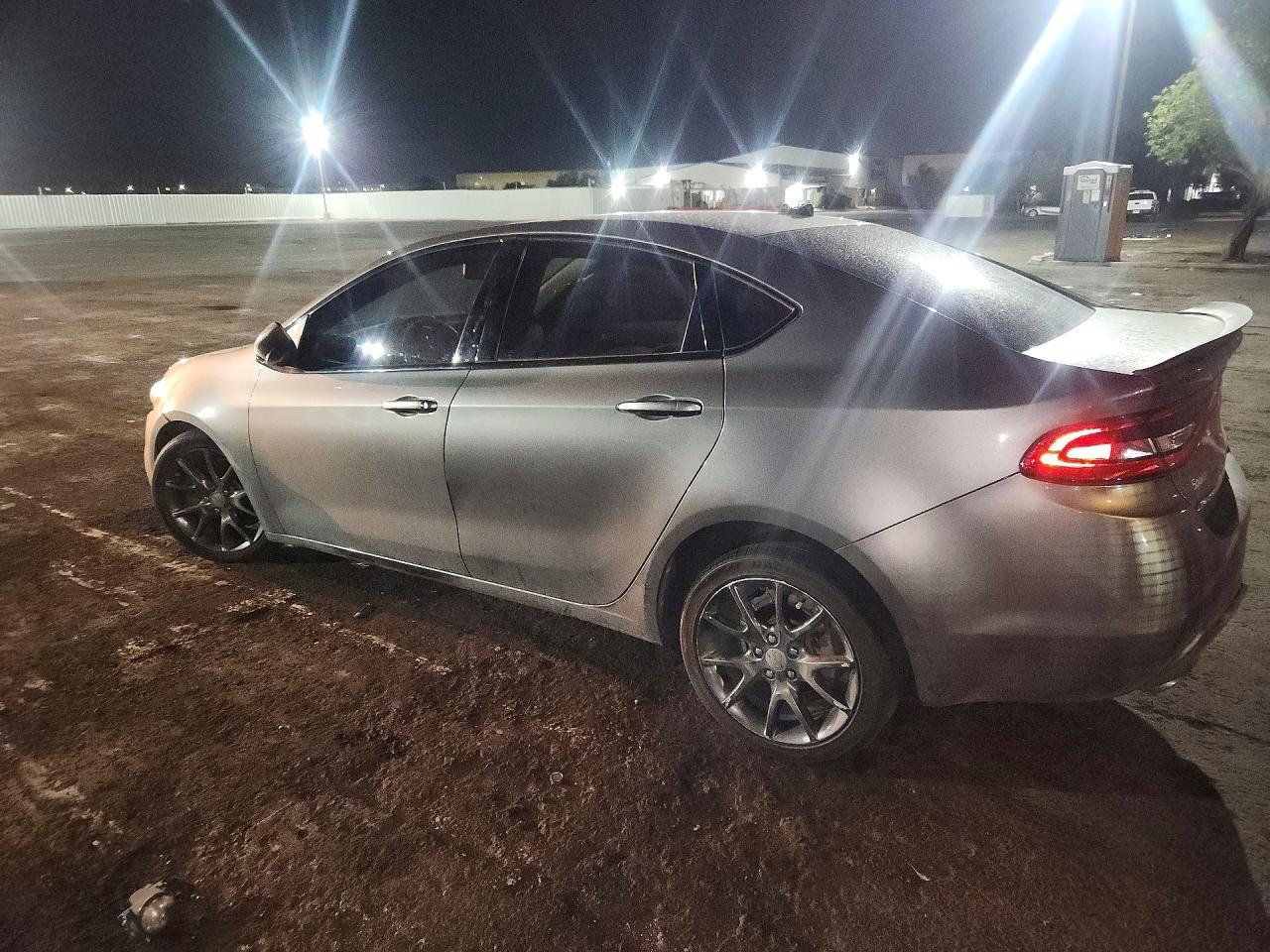 2013 Dodge Dart Sxt - zdjęcie 2