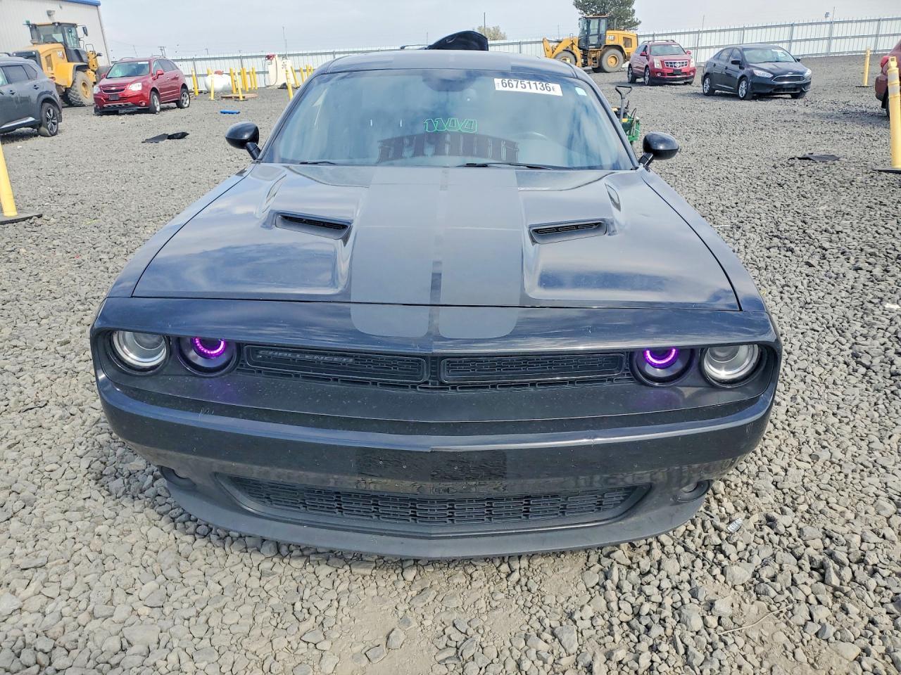2016 Dodge Challenger Sxt - zdjęcie 5