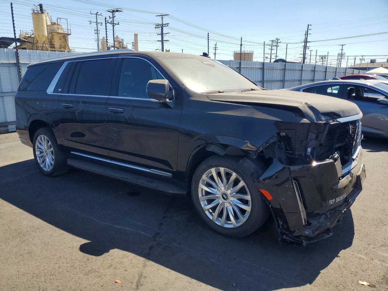2021 Cadillac Escalade Esv Luxury - zdjęcie 4