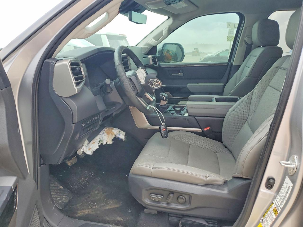 2024 Toyota Tundra Crewmax Limited - zdjęcie 7