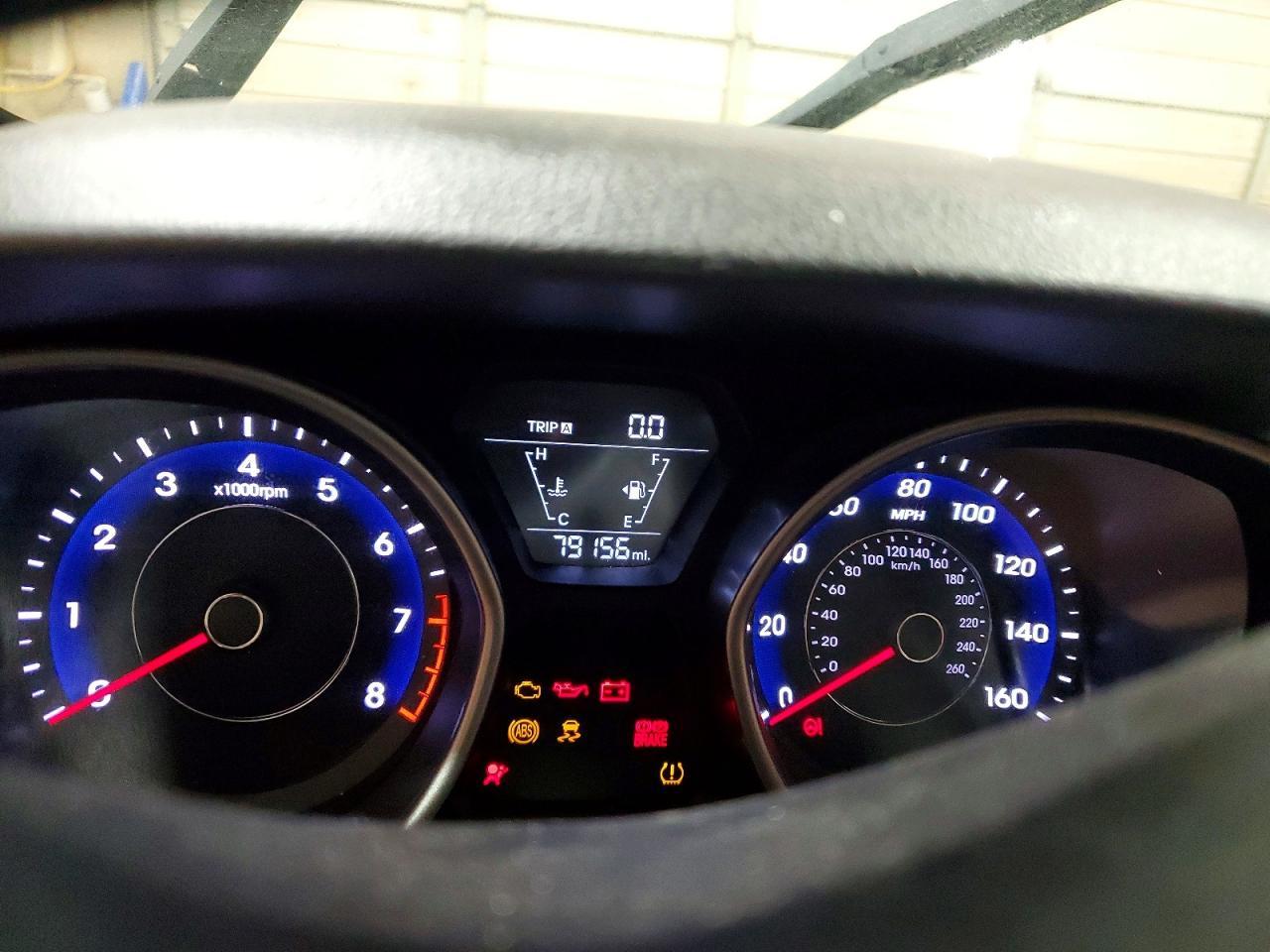 2015 Hyundai Elantra Se - zdjęcie 9