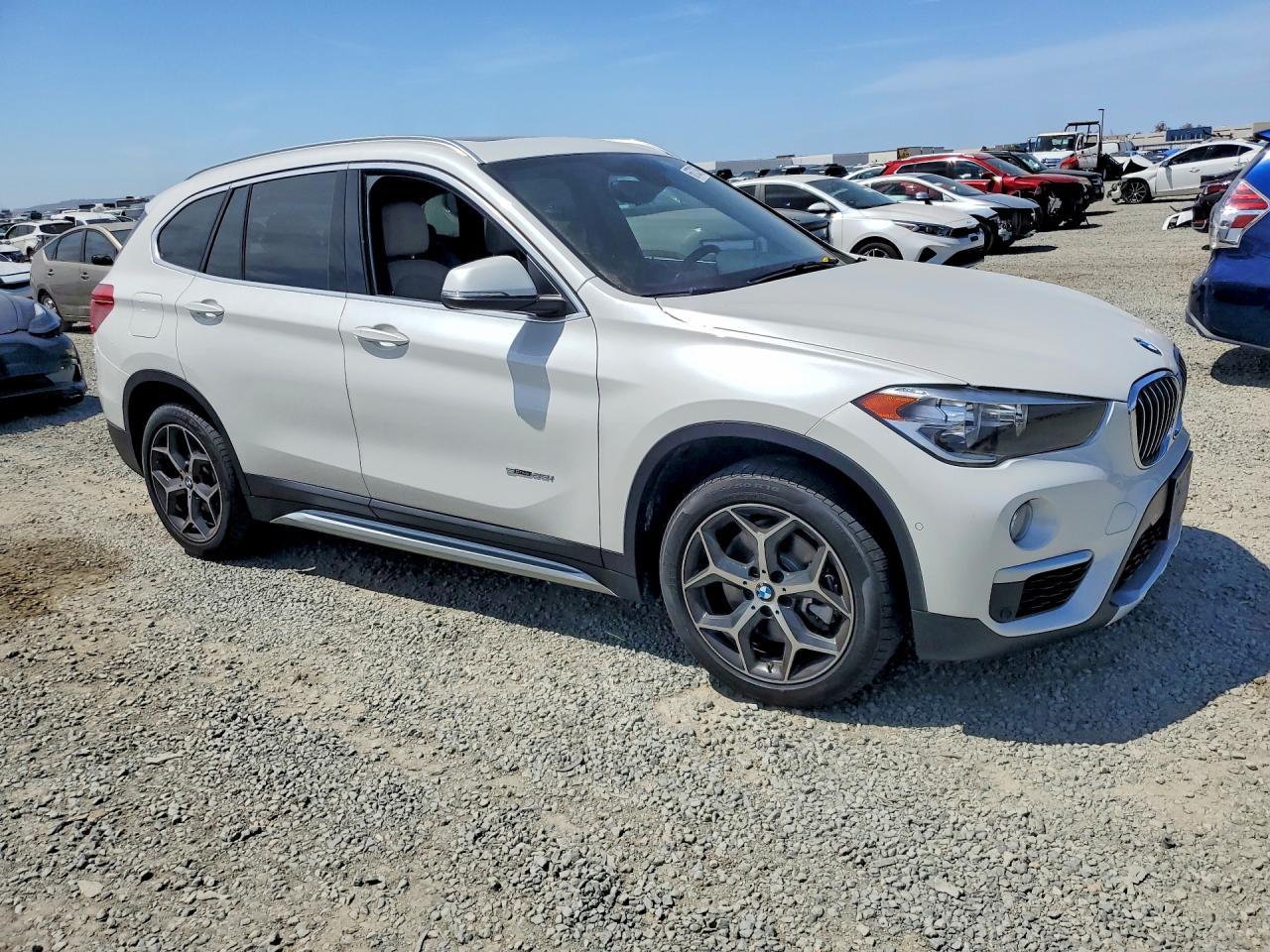 2018 BMW X1 Sdrive28I - zdjęcie 4
