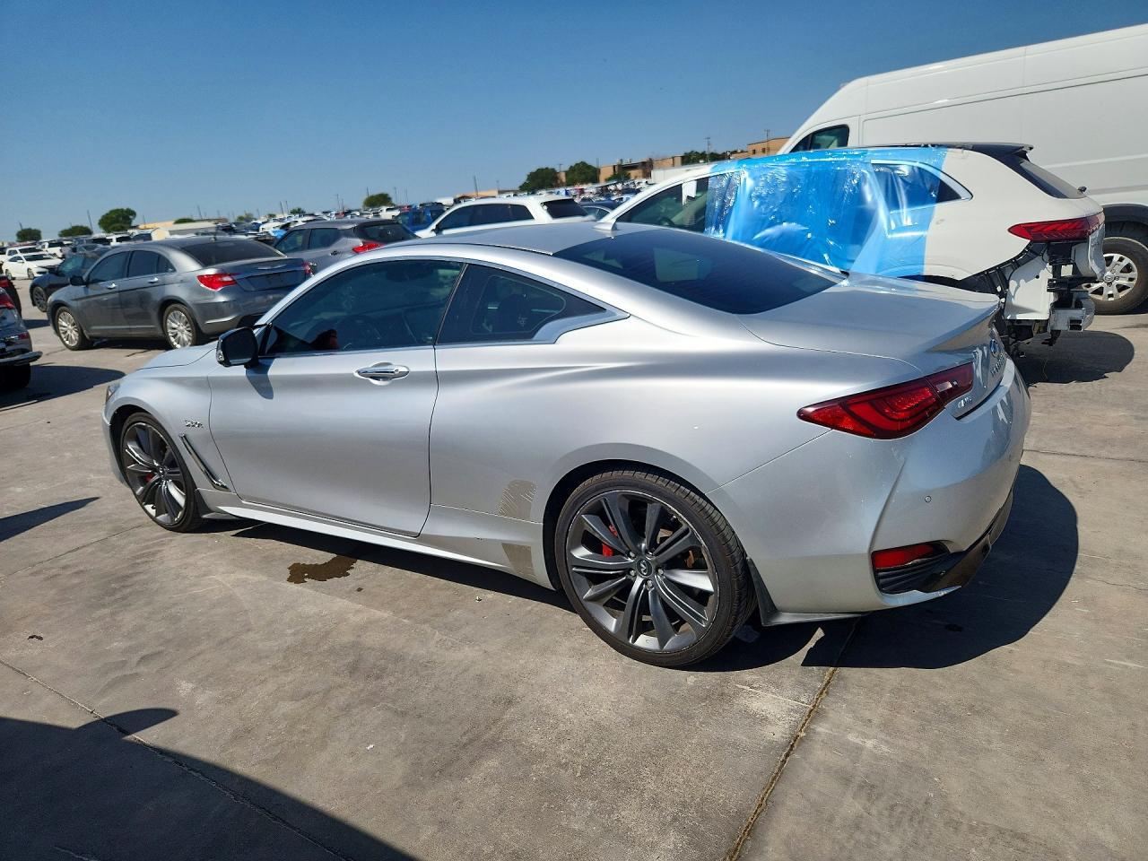 2017 Infiniti Q60 Red Sport 400 - zdjęcie 2