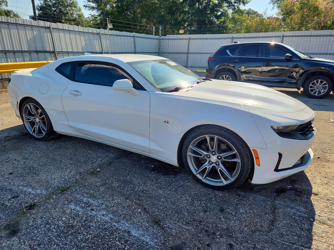2019 Chevrolet Camaro Ls - zdjęcie 4