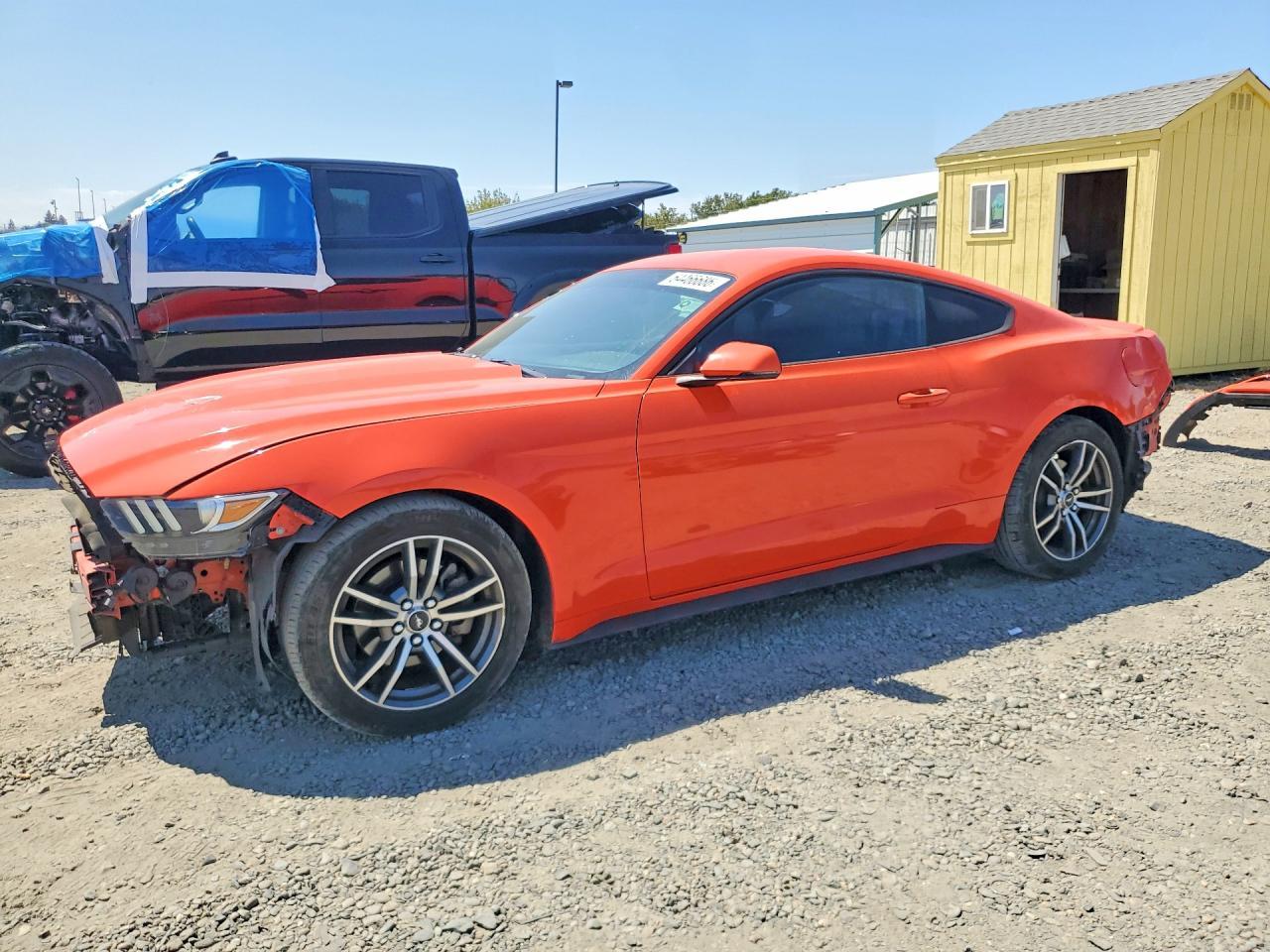 2016 Ford Mustang - zdjęcie główne