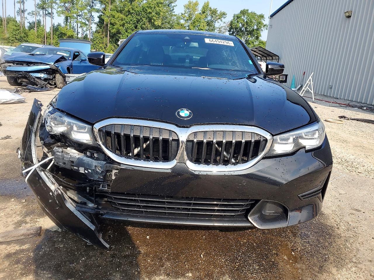 2020 BMW Seria 3 330i - zdjęcie 5