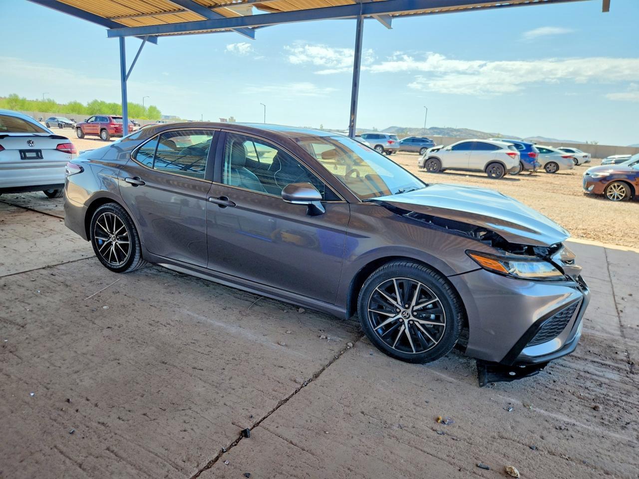 2022 Toyota Camry Se - zdjęcie 4