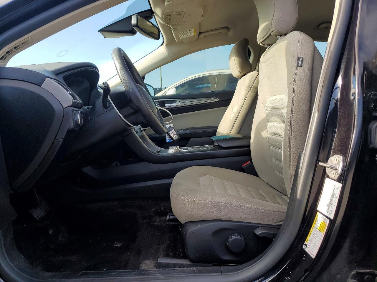 2019 Ford Fusion S - zdjęcie 7